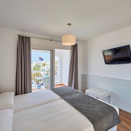 Ola Apartamentos Cala D'Or Екстериор снимка