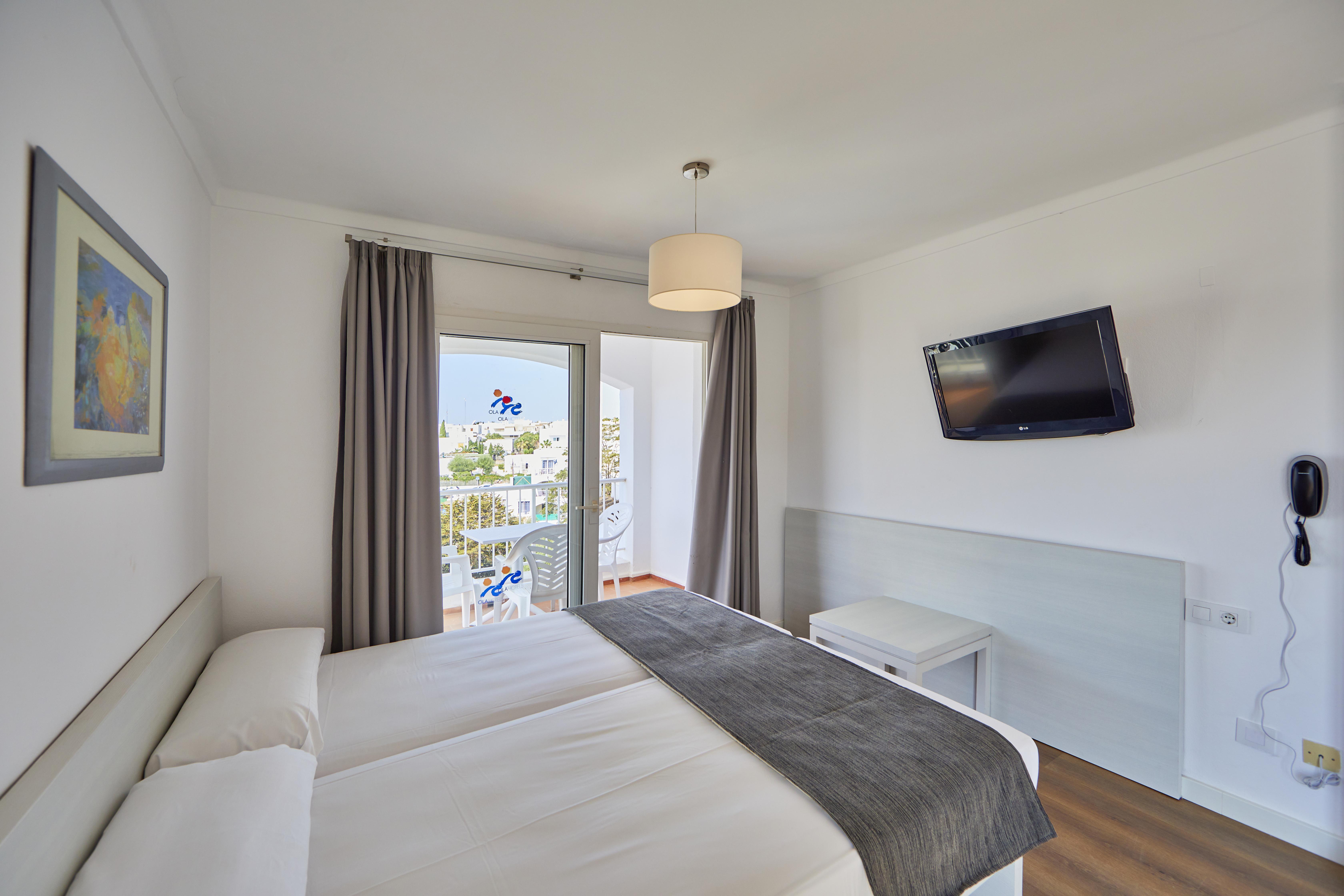 Ola Apartamentos Cala D'Or Екстериор снимка