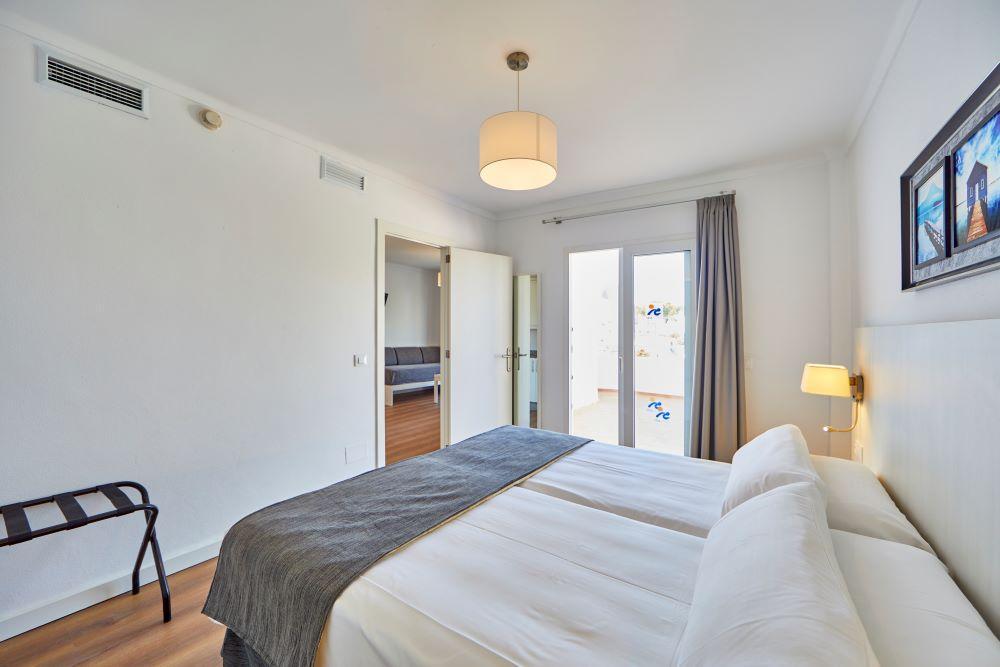 Ola Apartamentos Cala D'Or Екстериор снимка